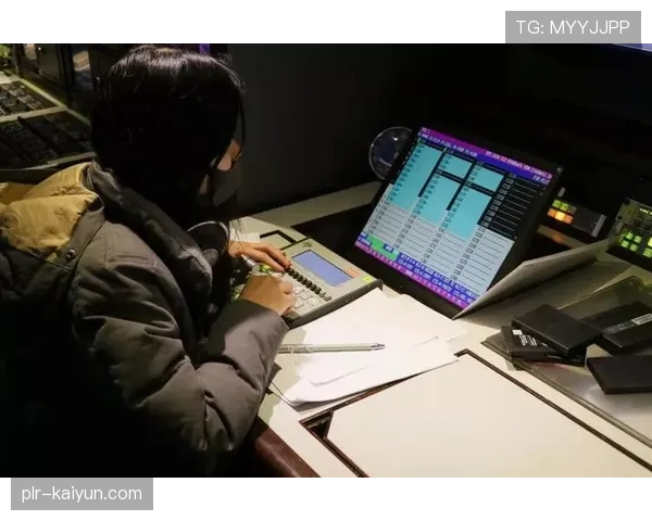 西甲第30轮转播计划公布,为平衡各转播商权益,首次尝试“多主播解说”流供用户选择 西甲第30轮转播计划公布,为平衡各转播商权益,首次尝试“多主播解说”流供用户选择